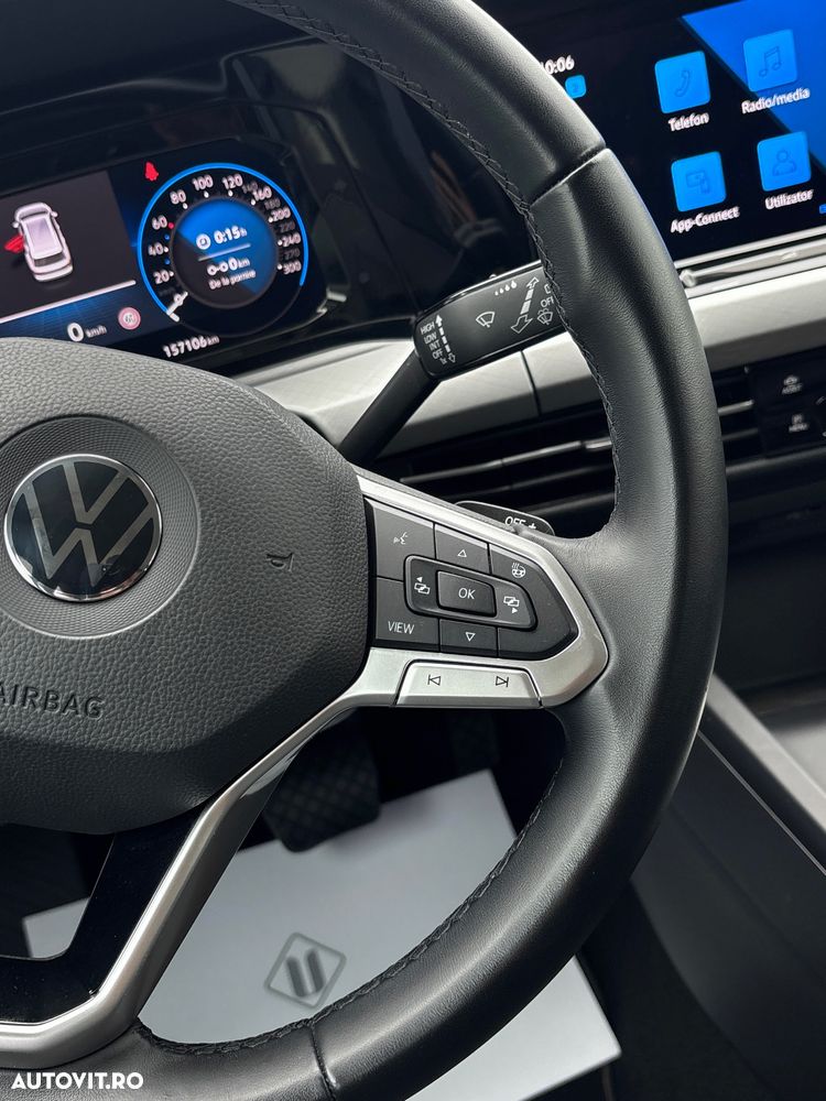 Volkswagen Golf Variant 2.0 TDI SCR DSG Life - 19