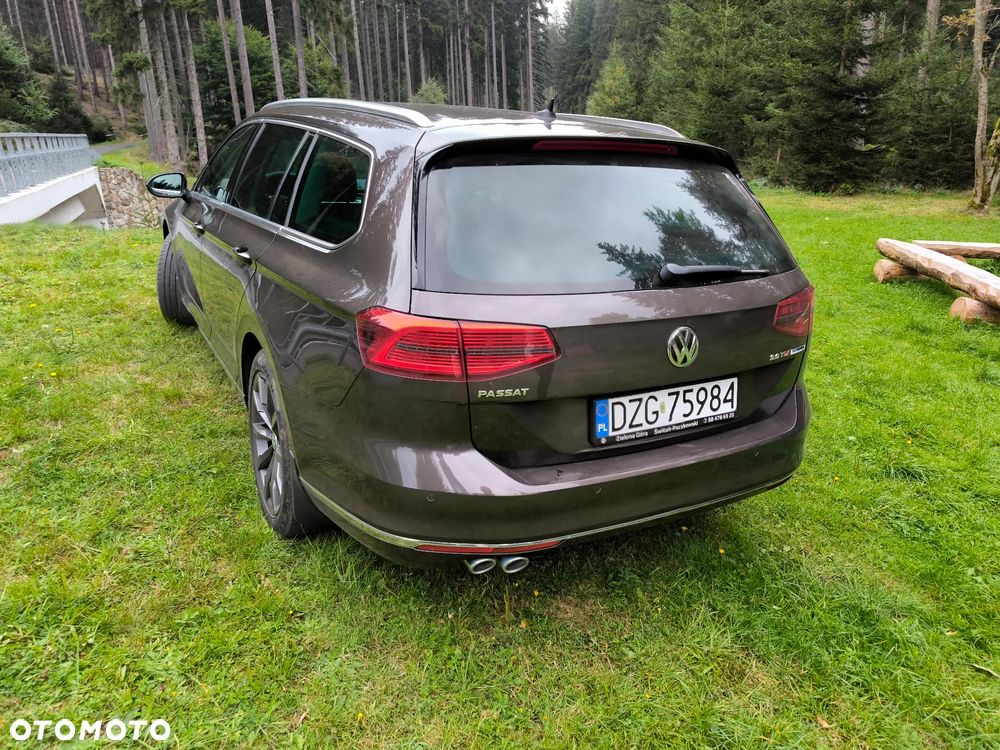 Volkswagen Passat 2.0 TDI BMT Highline - 24