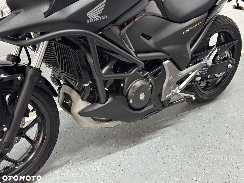 Honda NC - 32