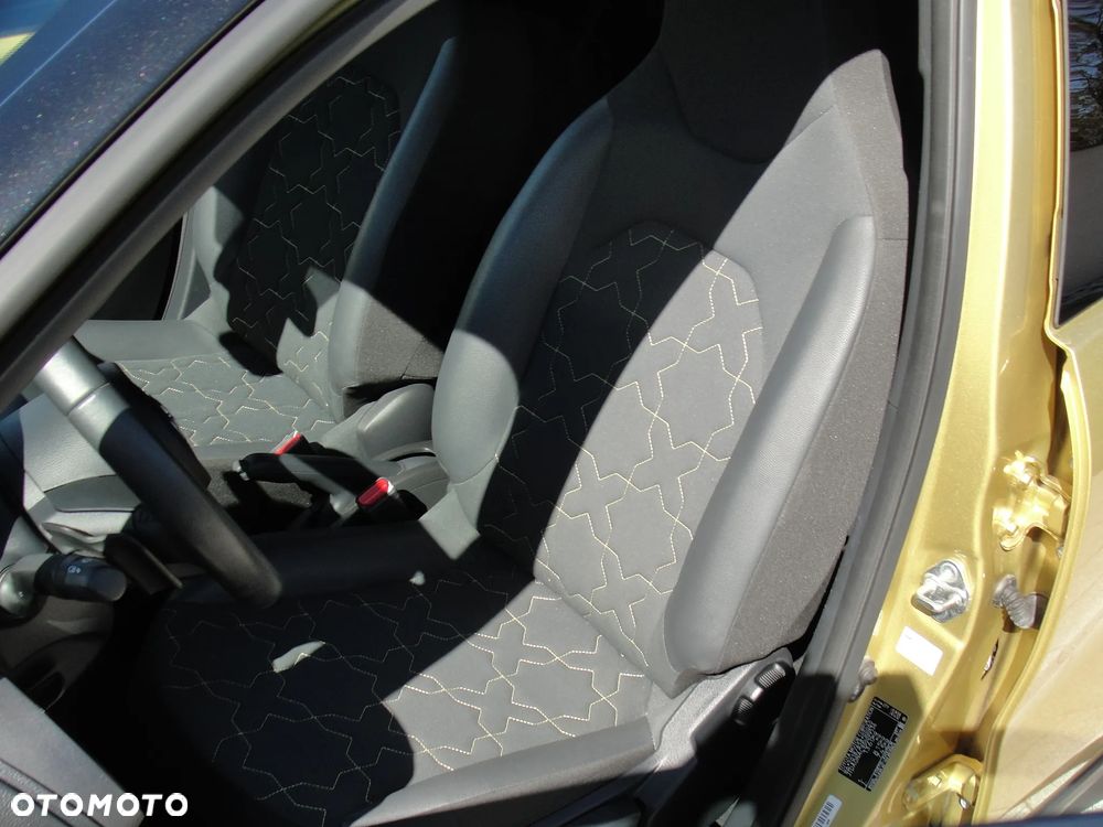 Toyota Aygo X x-shift x-clusive Style Selection - 14