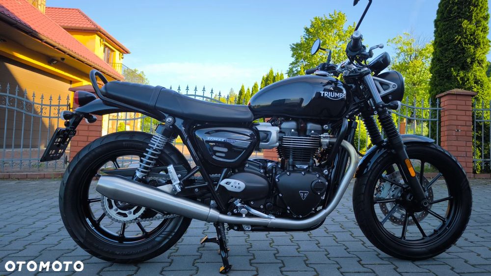 Triumph Street Twin - 10