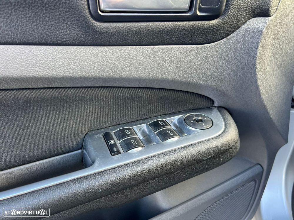 Ford Focus SW 1.6 TDCi ECOnetic - 27