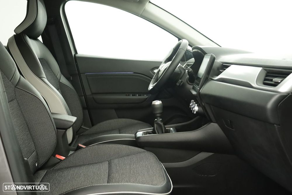 Renault Captur 1.0 TCe Techno Bi-Fuel - 23