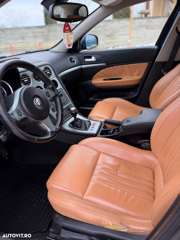 Alfa Romeo 159 2.4 Multijet Distinctive - 4