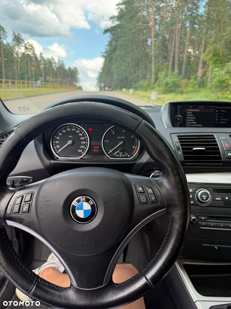 BMW Seria 1 - 15
