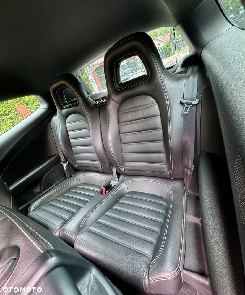 Volkswagen Scirocco 2.0 TSI R - 11