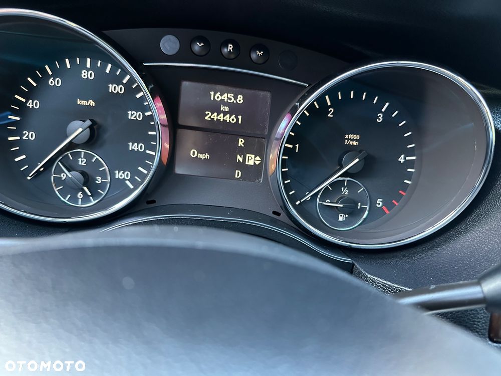 Mercedes-Benz Klasa R 350 CDI L 4Matic 7G-TRONIC DPF - 7