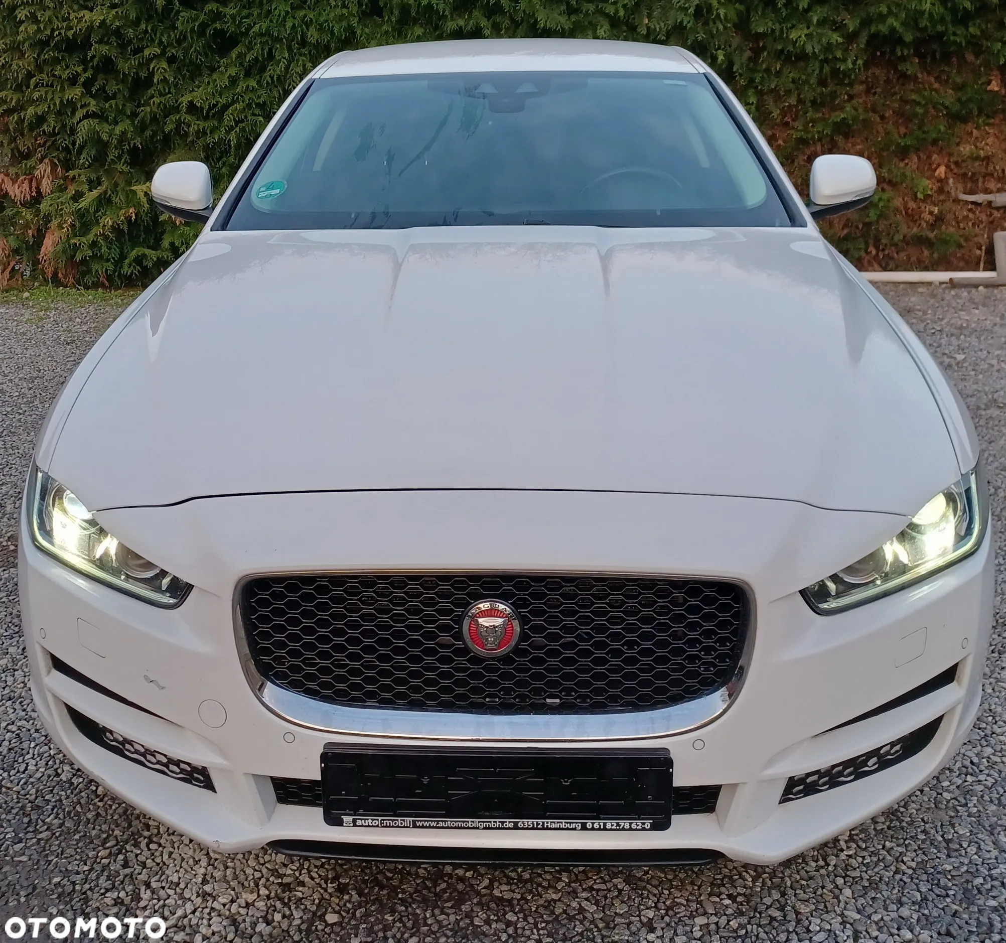 Jaguar XE - 5
