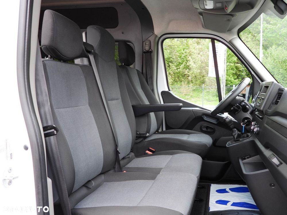 Renault MASTER BRYGADÓWKA 7 MIEJSC TEMPOMAT LEDY KLIMATYZACJA  165KM - 35