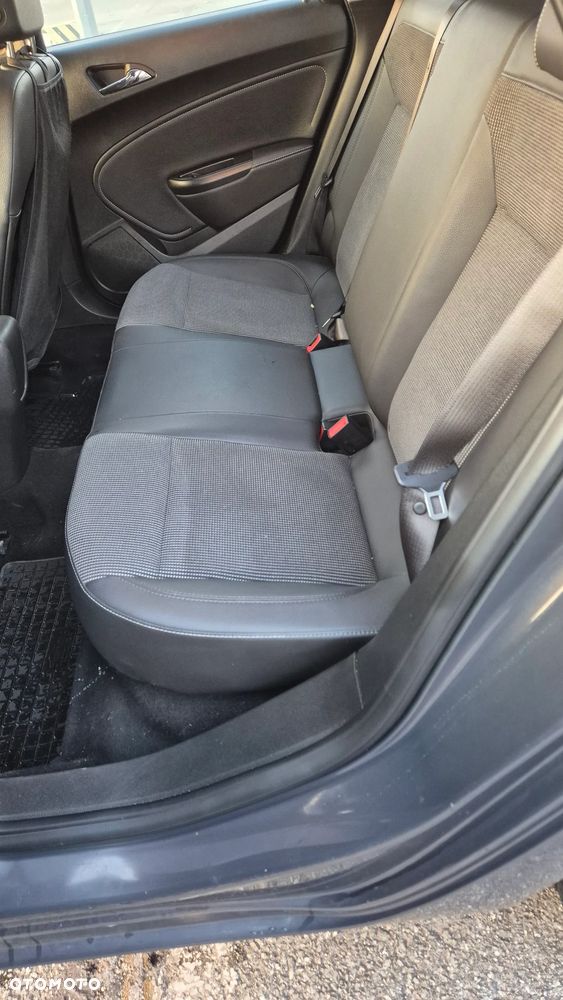 Opel Astra 1.4 T Cosmo - 13