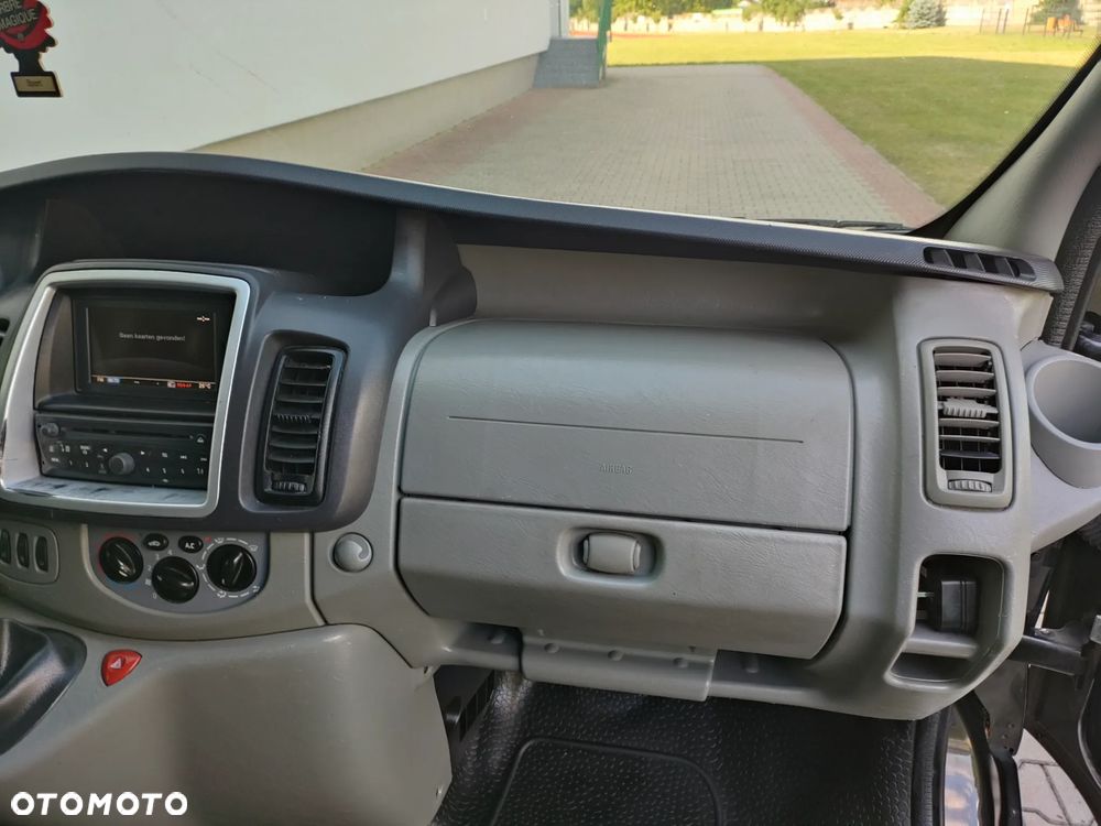 Renault Trafic - 14