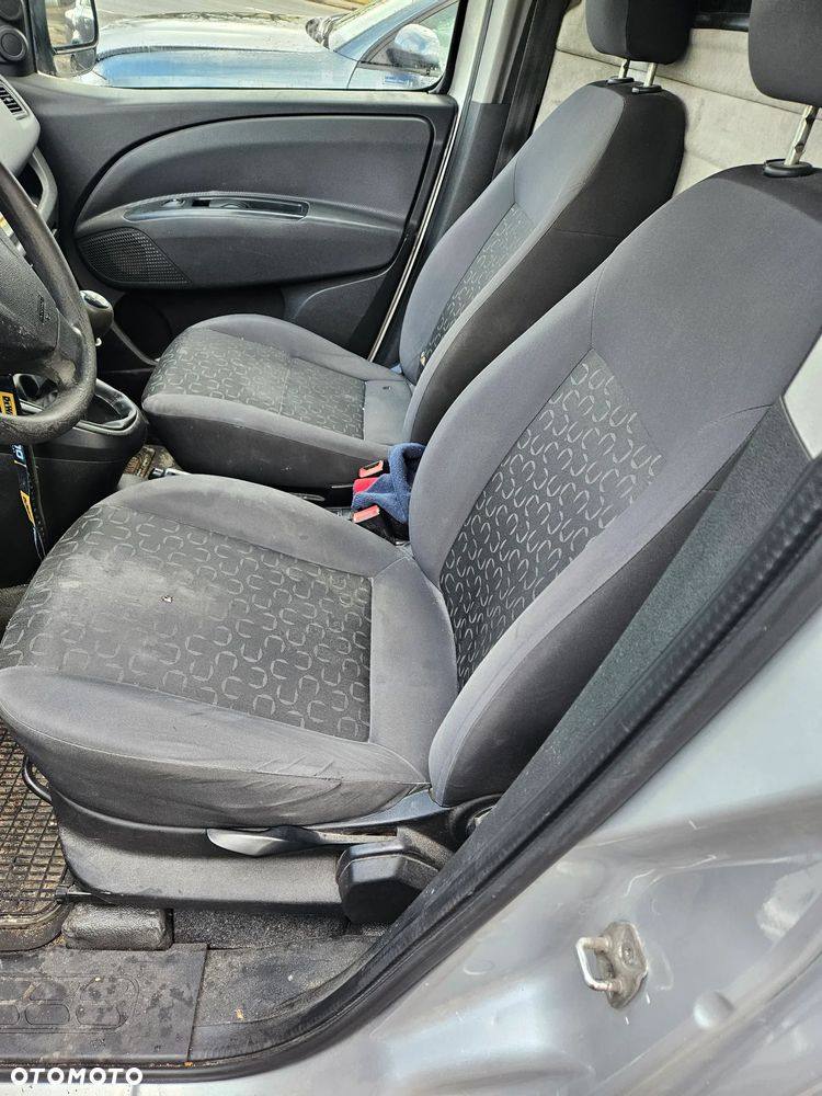 Fiat Doblo 2 1.6 multijet 2010 lakier 612 - 7