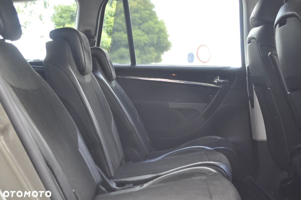 Citroën C4 Grand Picasso - 10