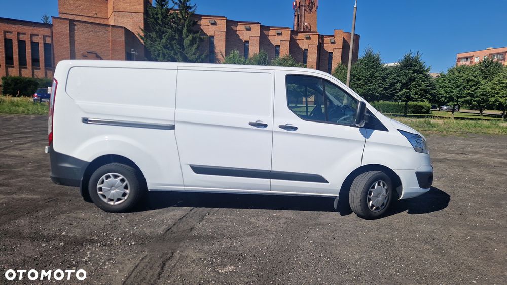 Ford TRANSIT CUSTOM - 2