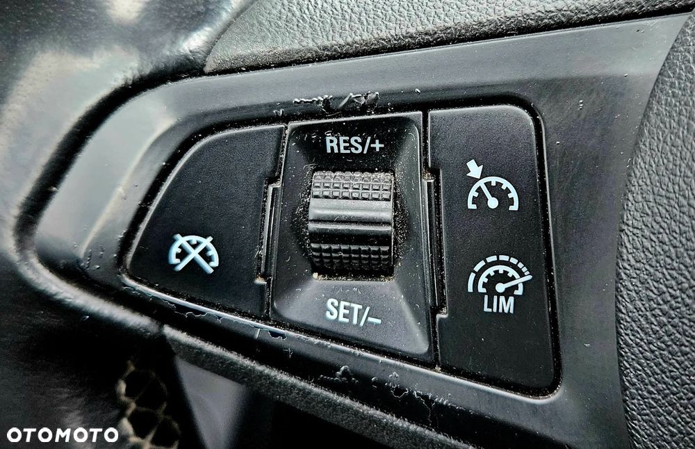 Opel Astra 1.6 CDTI Enjoy - 22