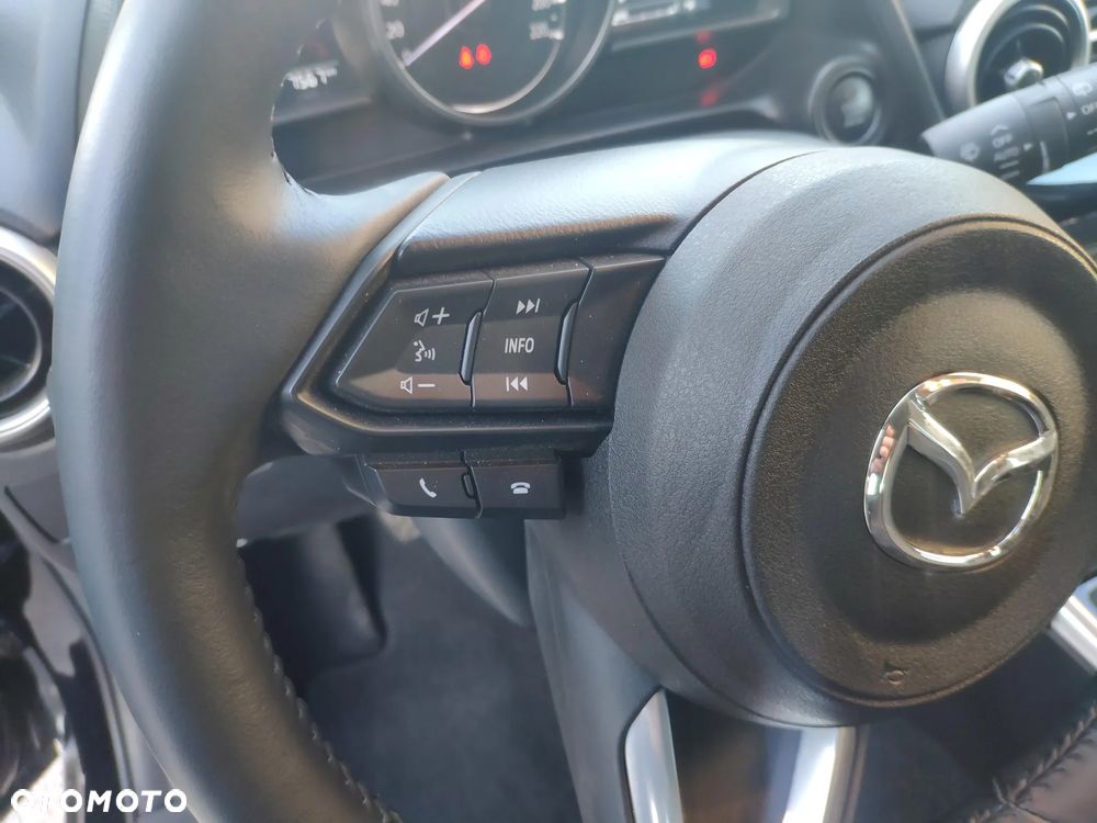 Mazda 2 - 16