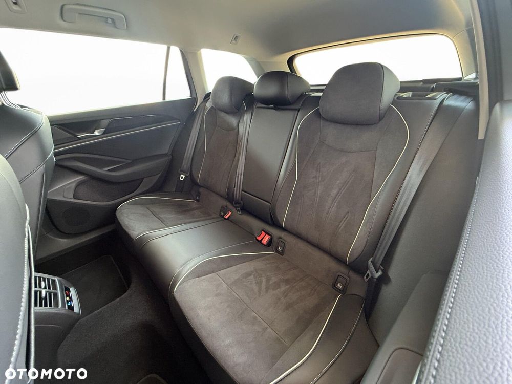 Volkswagen Passat Variant 1.5 TSI EVO Business DSG - 32