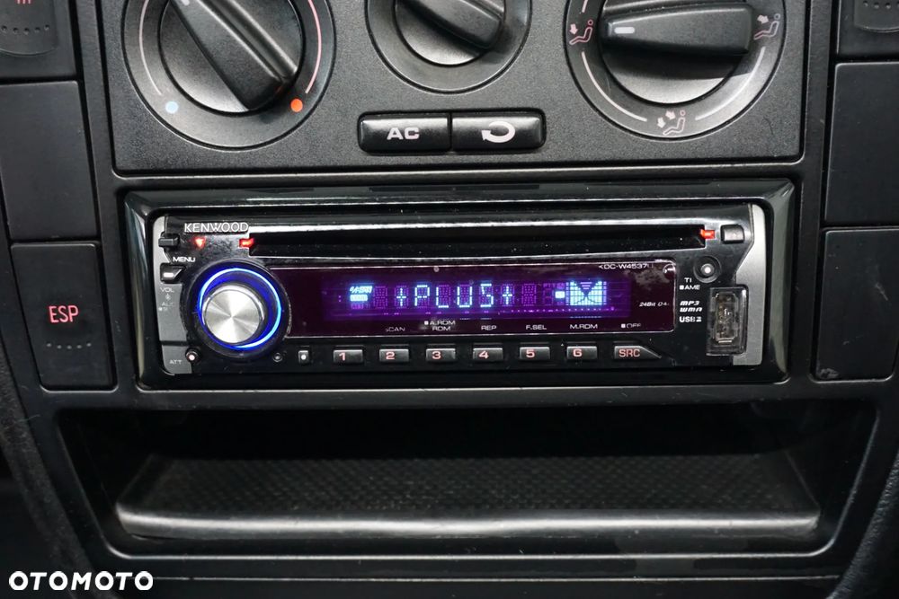 Volkswagen Passat 1.9 TDI Comfortline - 25