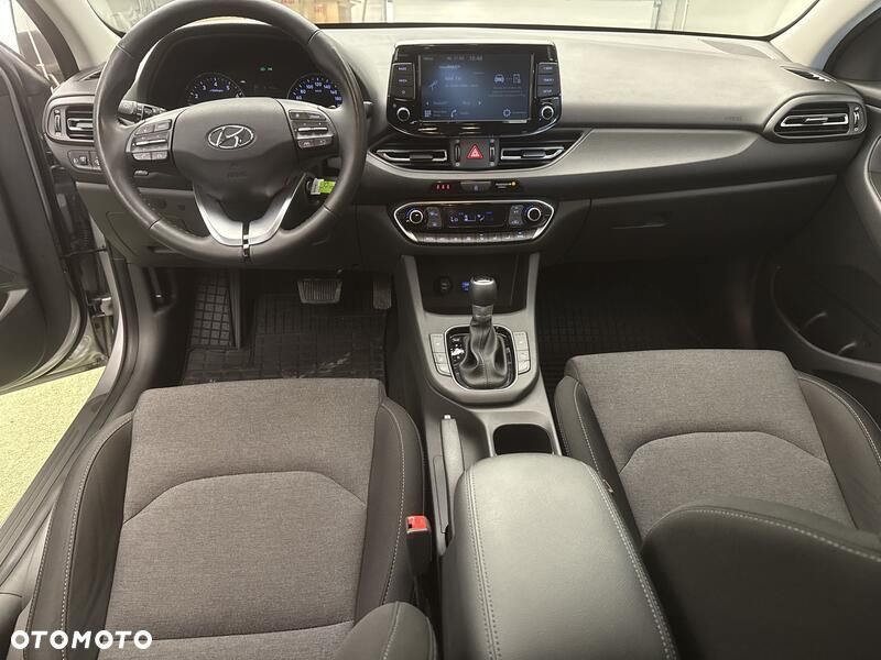 Hyundai i30 1.0 T-GDI Smart DCT - 22