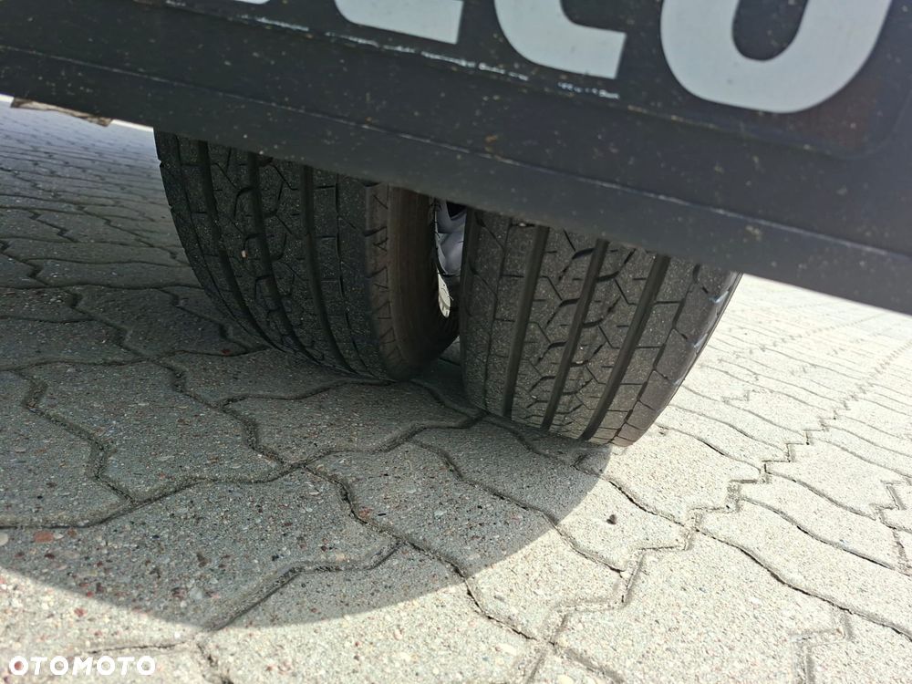 Iveco 35C16 Automat Kontener z Winda 8ep Silnik 3L Bliźniaki Drzwi Boczne - 13