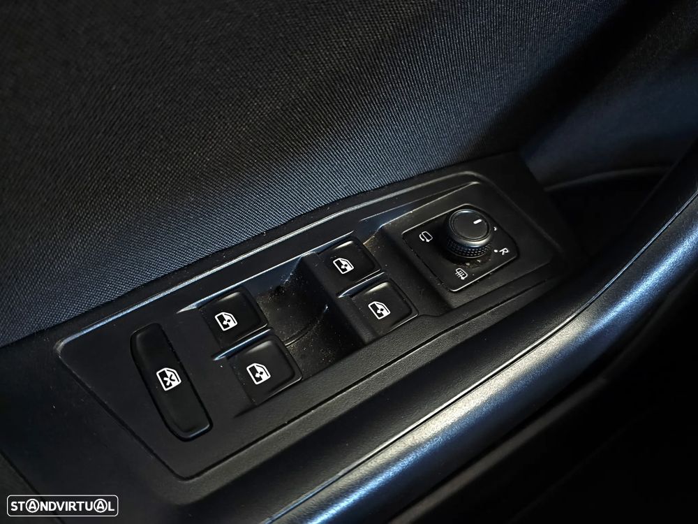 VW T-Roc 1.0 TSI Life - 25