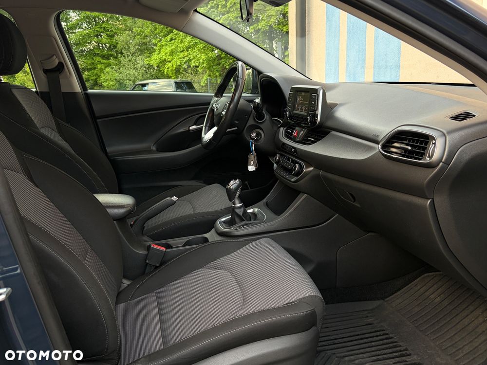 Hyundai i30 1.4 Comfort - 8