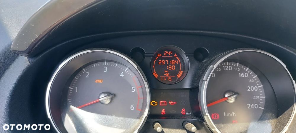 Nissan Qashqai 2.0 dCi 4x4 Tekna - 8