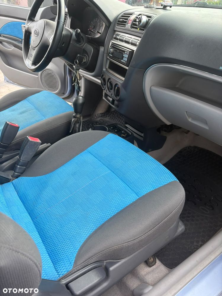 Kia Picanto 1.1 - 12