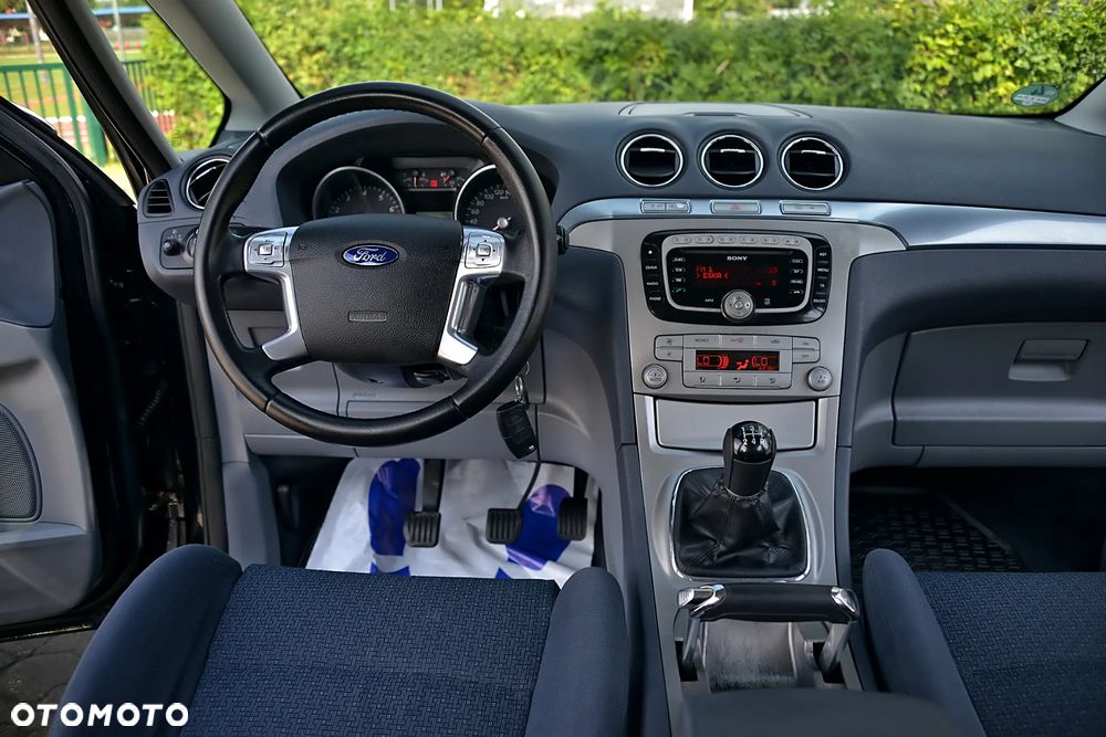 Ford S-Max - 7