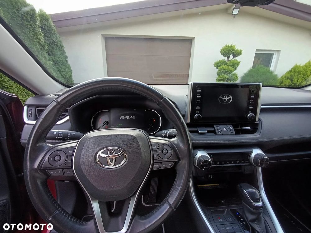 Toyota RAV4 Hybrid Gold 4x2 - 24