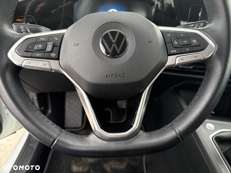 Volkswagen Golf - 13