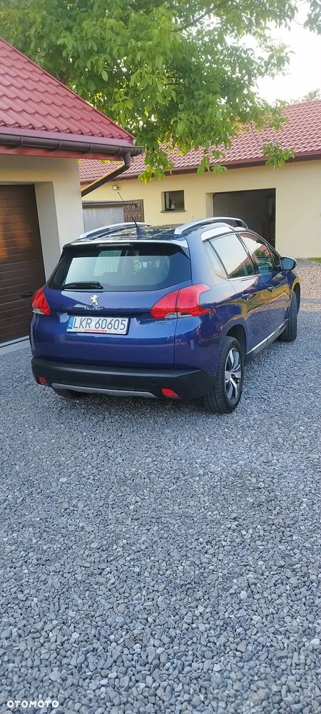 Peugeot 2008 PureTech 110 Style - 2