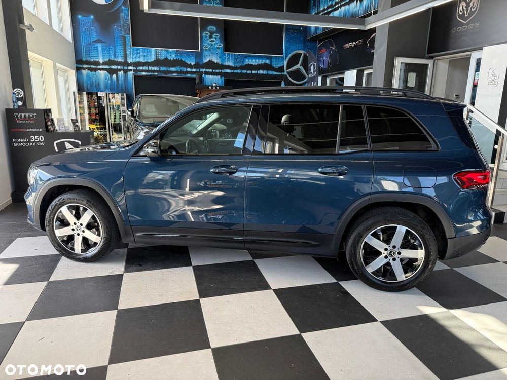 Mercedes-Benz GLB - 9