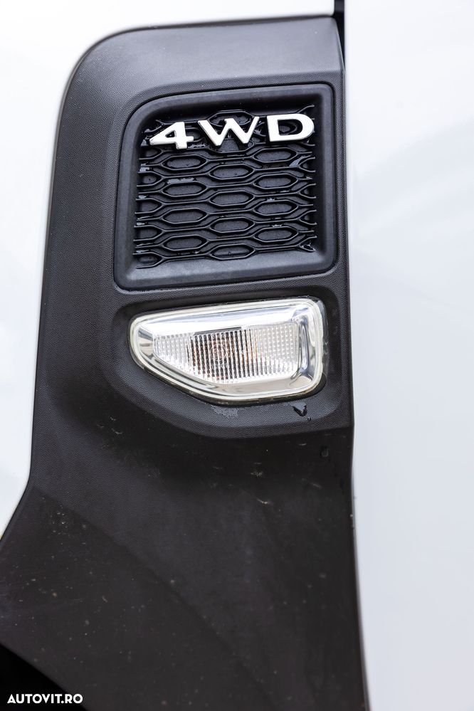 Dacia Duster Blue dCi 115 4WD Celebration - 28