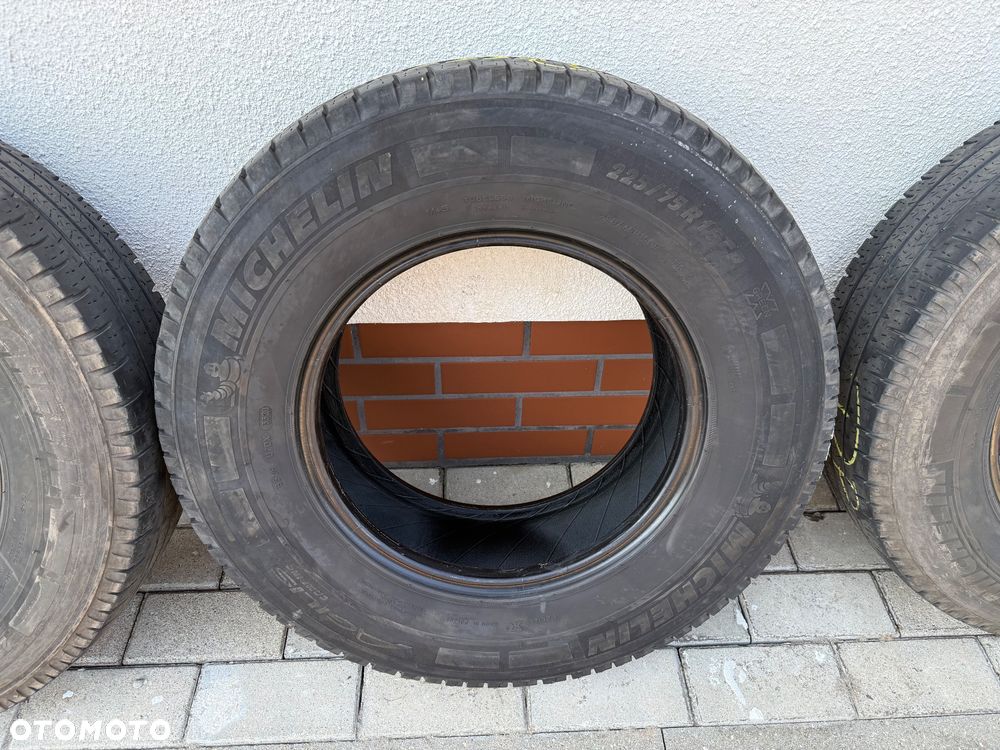 Michelin Agilis Camping 225 75 R16 CP DOT 2020 - 11