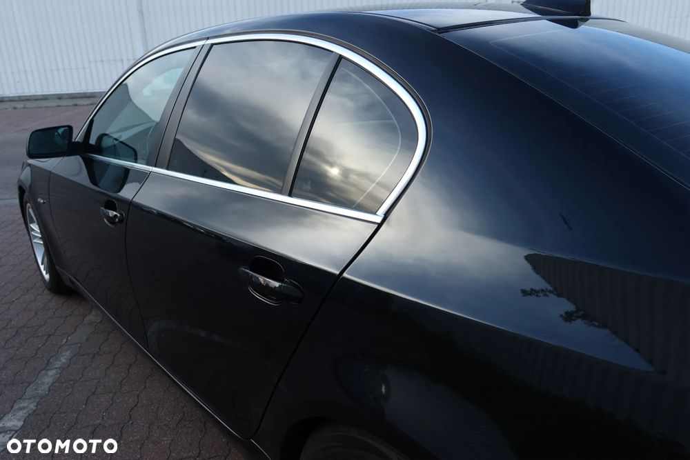 BMW Seria 5 - 16