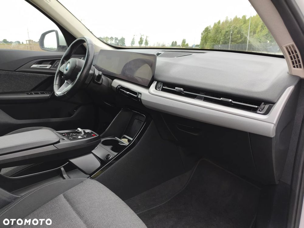 BMW X1 sDrive18i Sport Line - 16