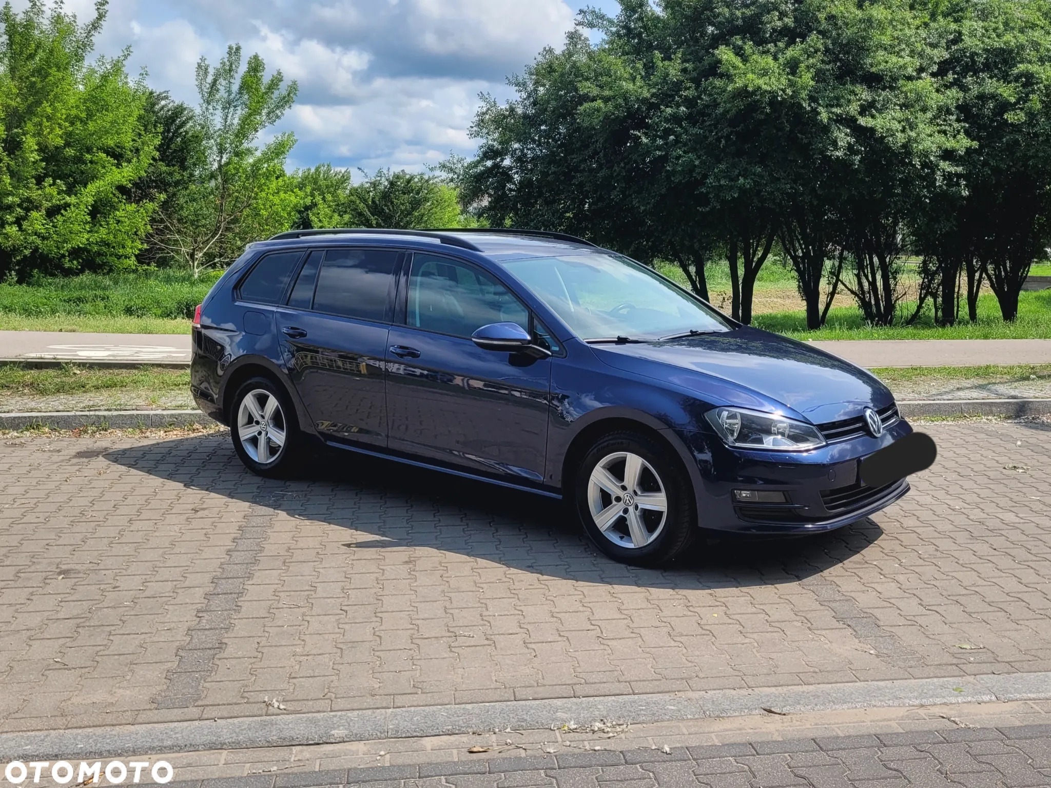 Volkswagen Golf 2.0 BlueTDI Highline - 7