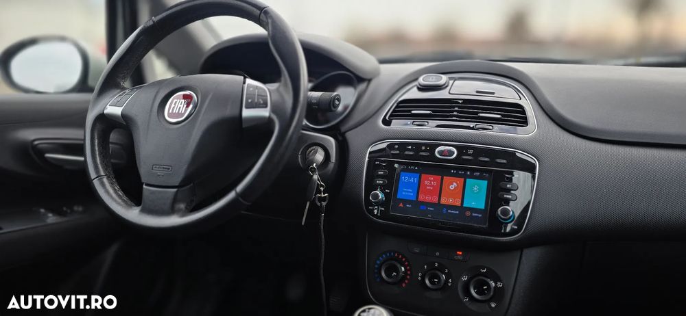 Fiat Grande Punto 1.3 Multijet 16V DPF Emotion - 10