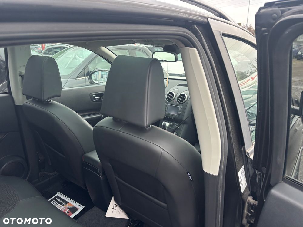 Nissan Qashqai 2.0 dCi 4 x 4 DPF I-Way - 26