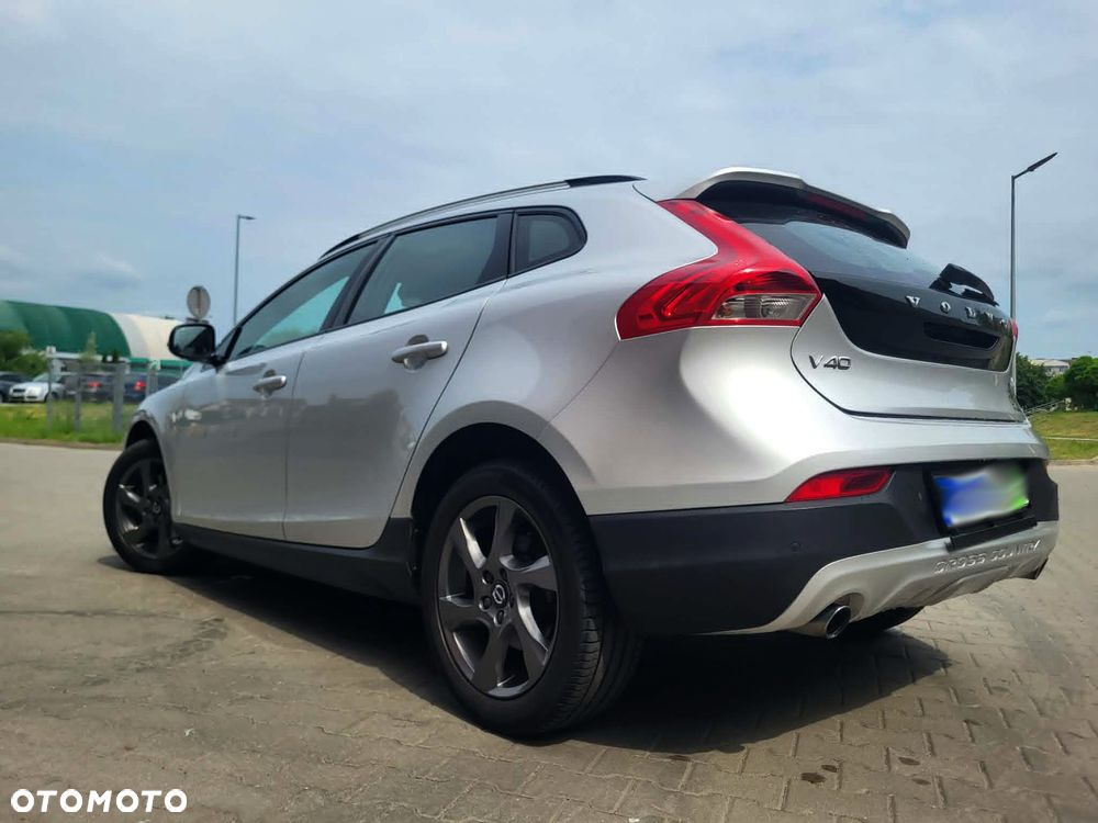 Volvo V40 D4 Summum - 5
