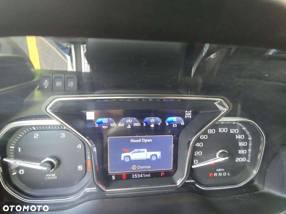 GMC Sierra - 12