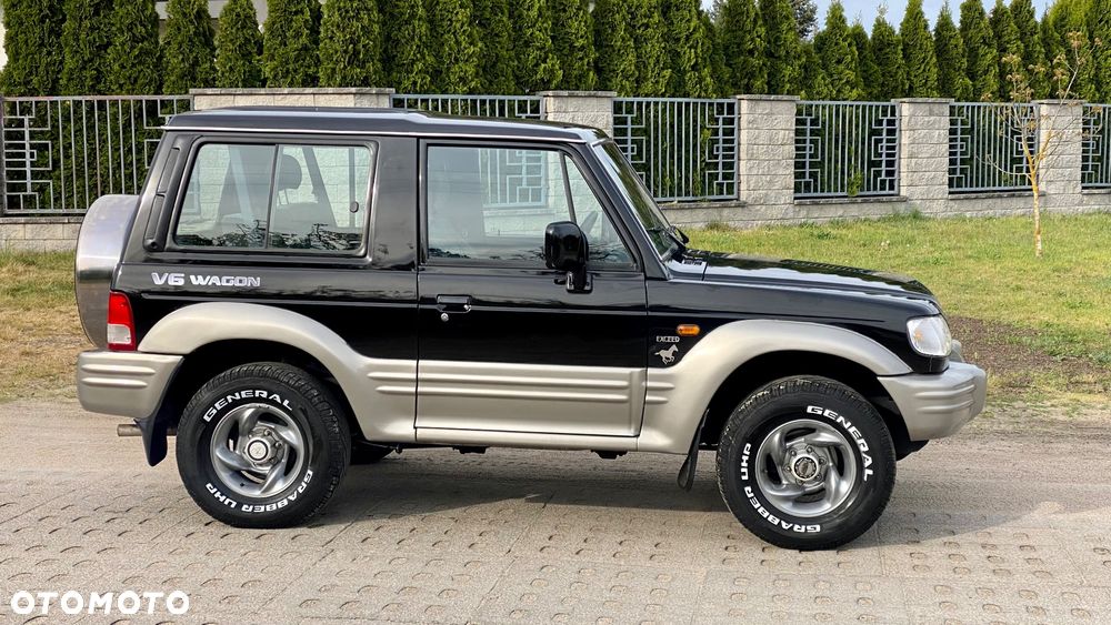 Hyundai Galloper - 2