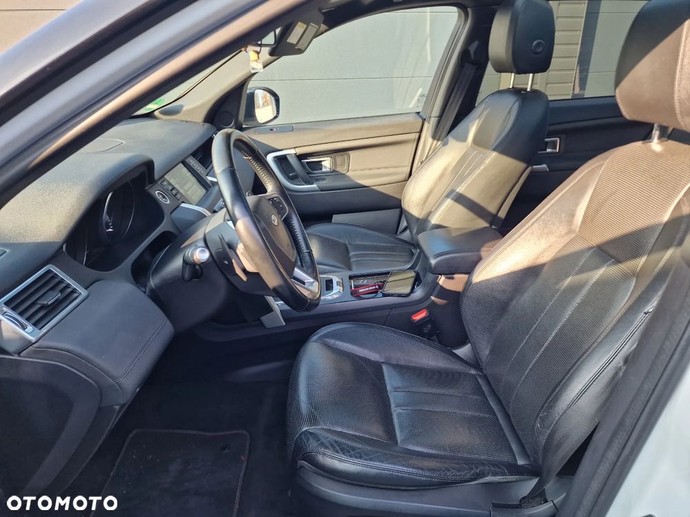 Land Rover Discovery Sport TD4 HSE Luxury - 18