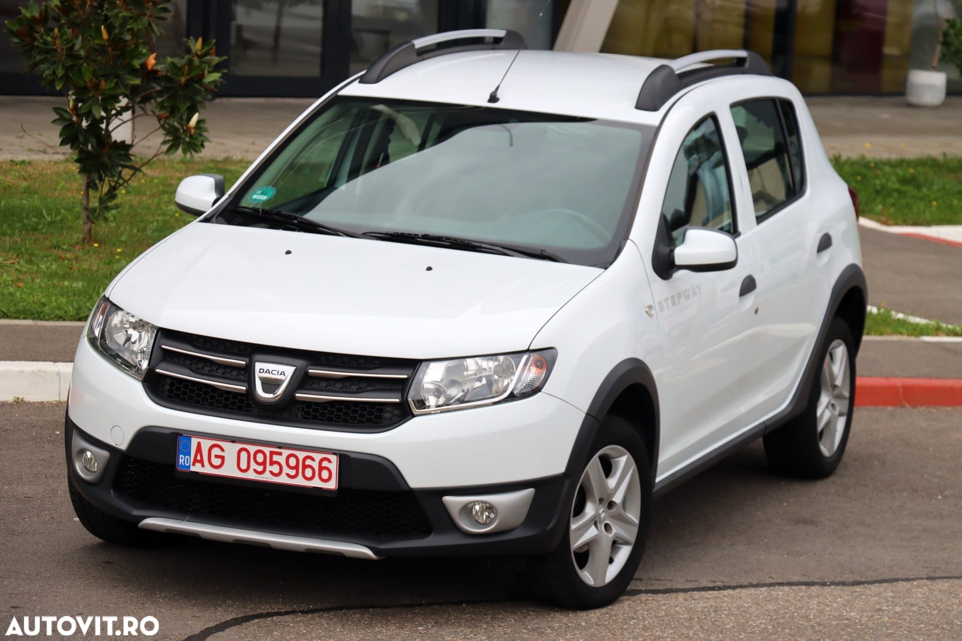 Dacia Sandero Stepway TCe 90 (S&S) Celebration - 17
