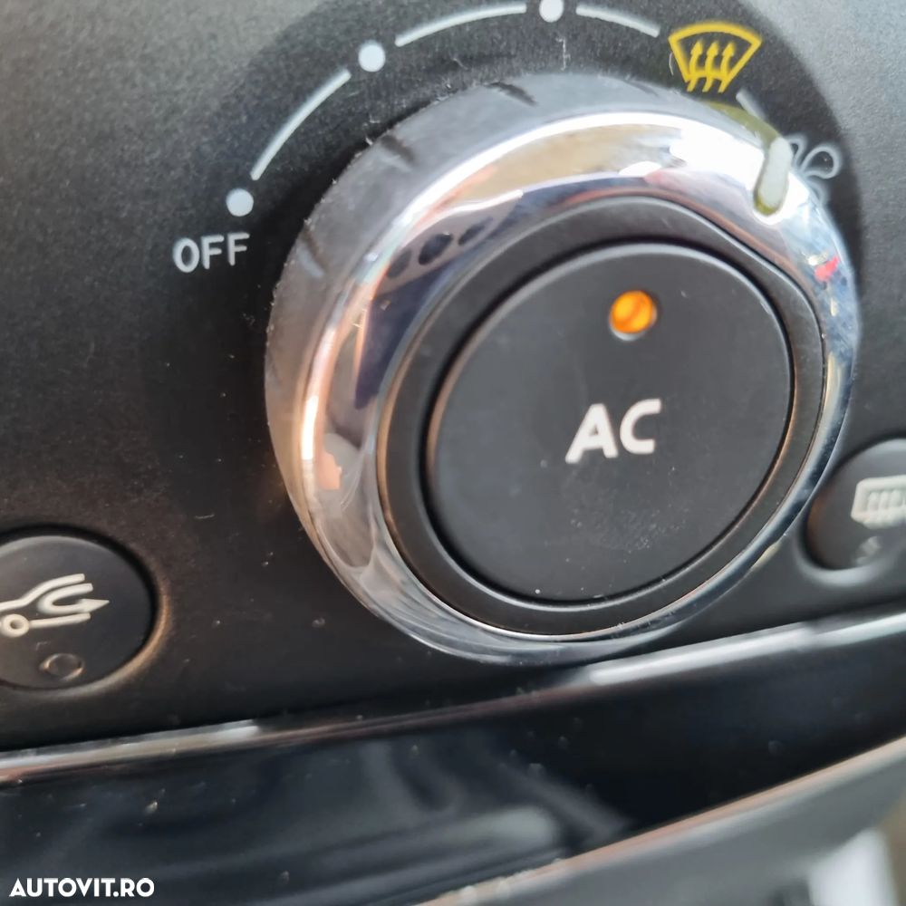 Renault Clio Energy TCe 90 Start & Stop Expression - 17