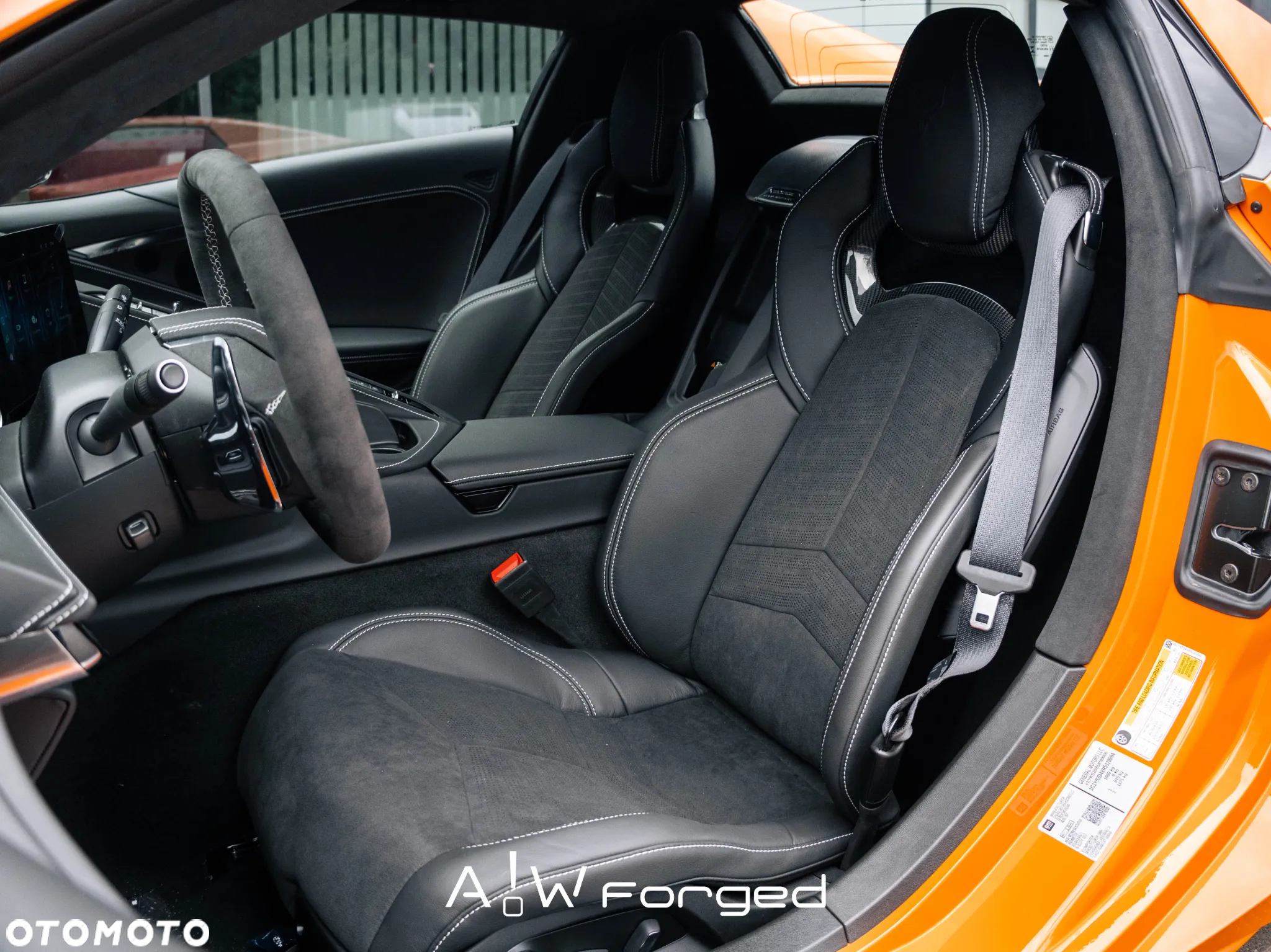 Chevrolet Corvette - 20
