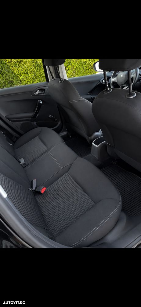 Peugeot 208 PureTech 68 Access - 8