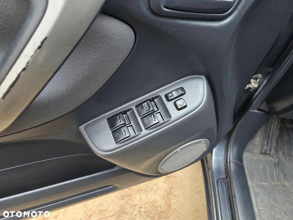 Toyota RAV4 2.0 VVT-i 4x4 - 10