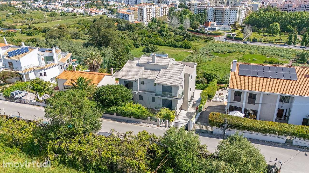 Moradia T7 para venda - Grande imagem: 3/40